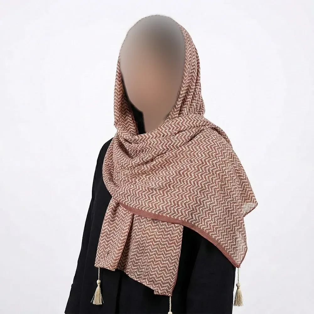شال زنانه پلیسه طرح زیگزال کد 9636 ابعاد 190 در 58 سانتیمتر