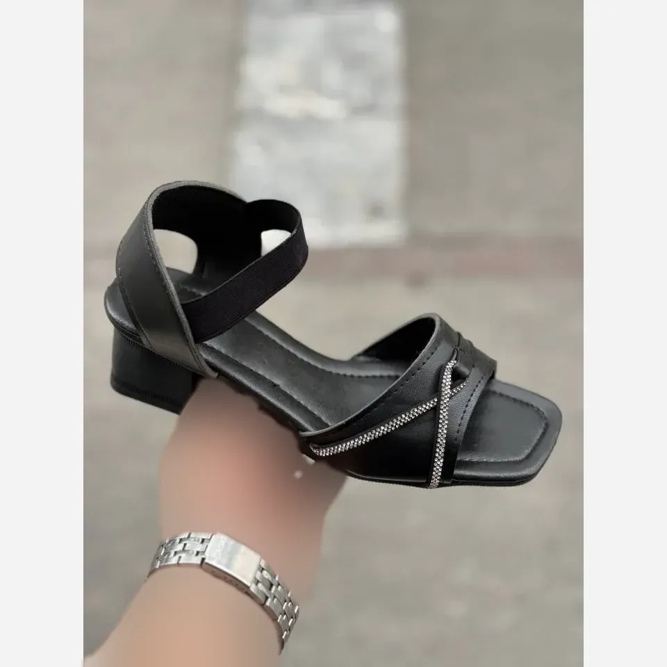 صندل زنانه چرم بیاله پاشنه 5 سانت مدل نگین هشتی جلو کش
