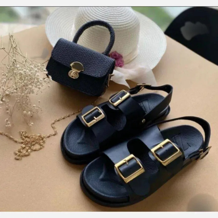 صندل زنانه زارا پشت بندی چرم بیاله طبی و سبک با لژ یک سانتی