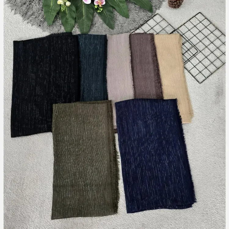 شال پلیسه لمه دار دور ریش ابعاد 175 در 75 سانتی متر