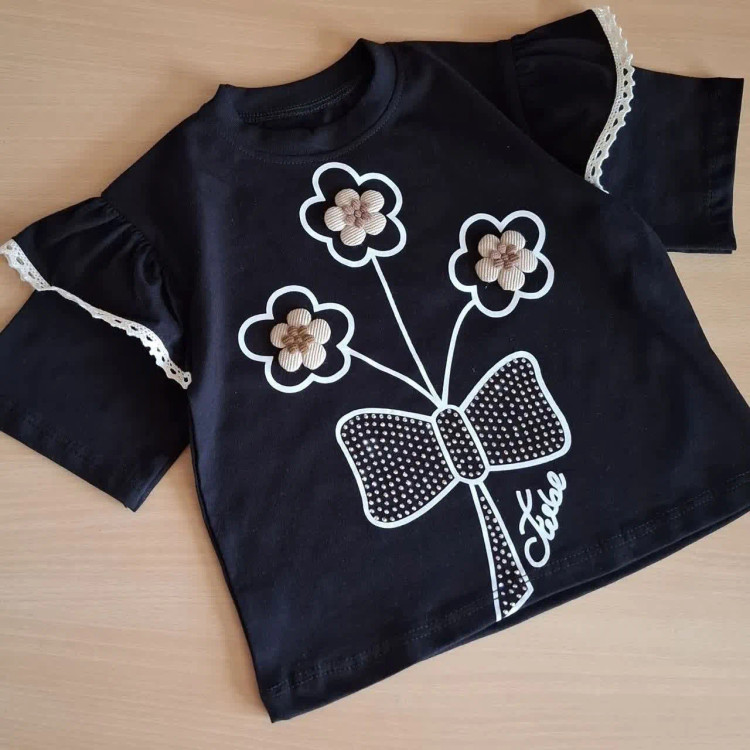 تیشرت دخترانه پنبه لاکرا مشکی طرح گل و پاپیون نگین دار