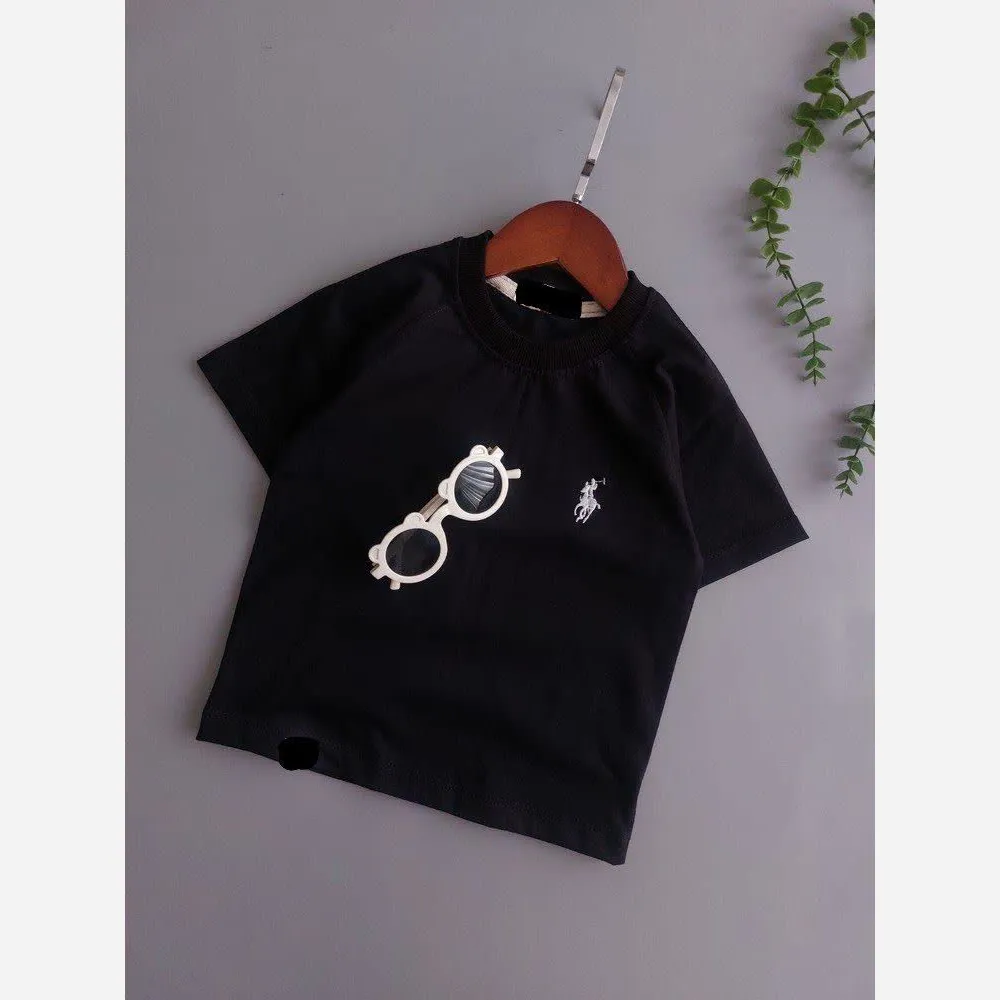 تیشرت پسرانه بیسیک پنبه لاکرا مشکی گلدوزی شده