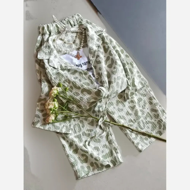 شومیز دخترانه آستین سه ربع اطلسی خنک تابستانه سایز 1 تا 4