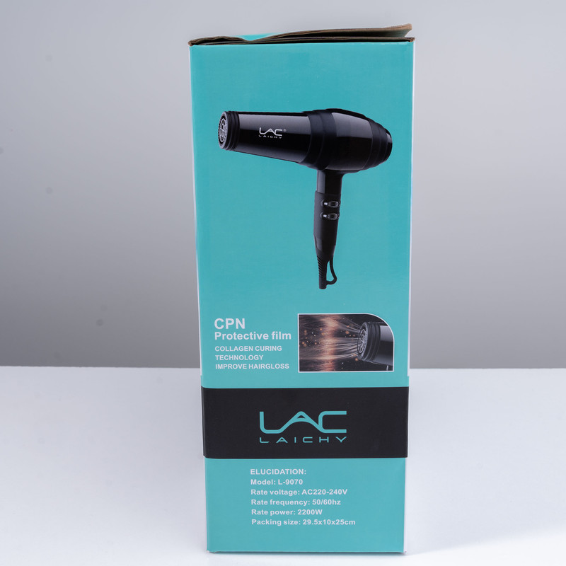 سشوار حرفهای 2200 وات لایچی مدل L-9070، موتور AC، وزن 1100 گرم، المنت سرامیک تورمالین، دارای سری متمرکزکننده پهن با ویژگی صافکنندگی، حجمدهندگی، با قابلیت باد سرد، فناوری تولید یون، دسته ارگونومیک