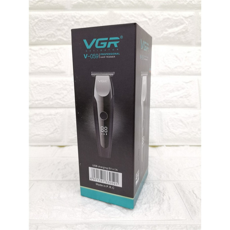 ماشین اصلاح موی صورت و بدن وی جی ار مدل V-059 با تیغه استیل ضد زنگ خودتیز شونده، باتری لیتیوم یونی با 150 دقیقه زمان استفاده، نمایشگر دیجیتال، تنظیم سرعت 3 مرحلهای و 6 عدد شانه سایز 1 تا 6 میلیمتر