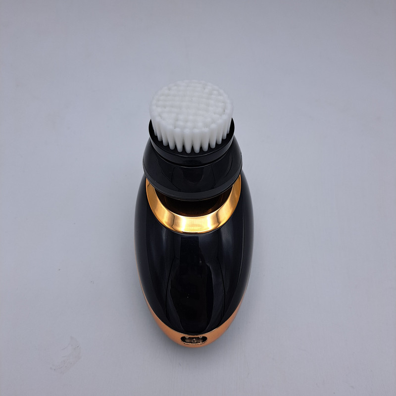 ماشین اصلاح موی سر و صورت مدل Q6900