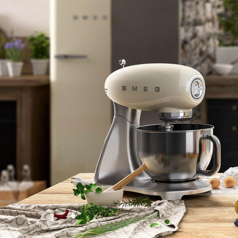همزن کاسهدار 4.8 لیتری اسمگ مدل SMF02