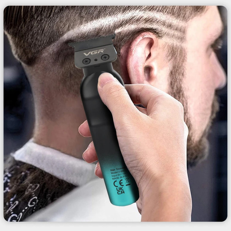 ست ماشین اصلاح موی سر و صورت و بدن شارژی وی جی ار مدل V-196 S3 مجموعه 3 عددی وزن 600 گرم با باتری لیتیمی 2000 میلیآمپرساعت و تیغه تیتانیوم