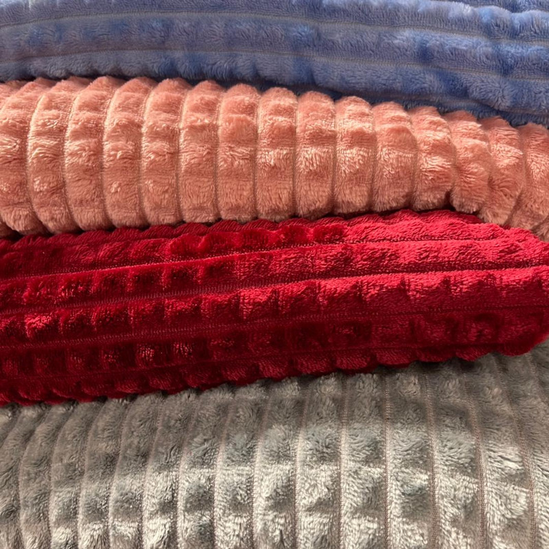 پتو مسافرتی ژینورا مدل کرکره ای سایز 140x200 سانتی متر