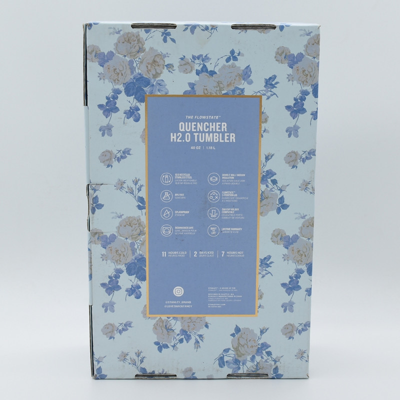 تراول ماگ مدل LoveShackFancy Holiday Quencher Limited edition گنجایش 1.18 لیتر