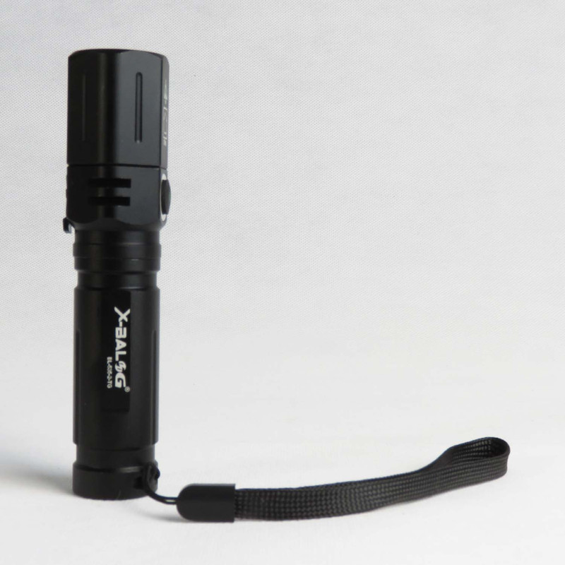 چراغ قوه دستی ایکس-بالوگ مدل X-Bal کد 2168 با نور مهتابی