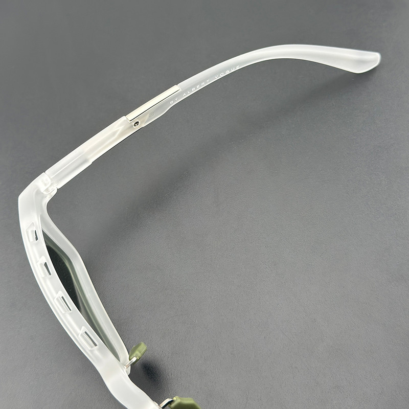 عینک آفتابی ورزشی آلبرت وگ مدل TR7515 Avantgarde Visionary