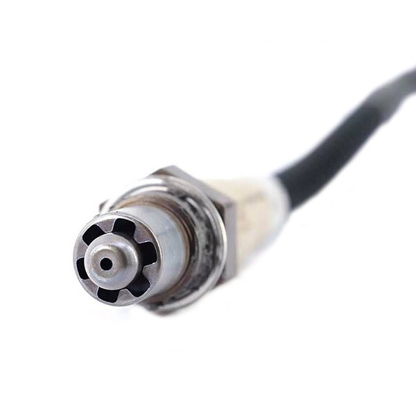 سنسور اکسیژن بوش مدل سوکت ساژم مناسب برای پژو 405 SLX و GLX