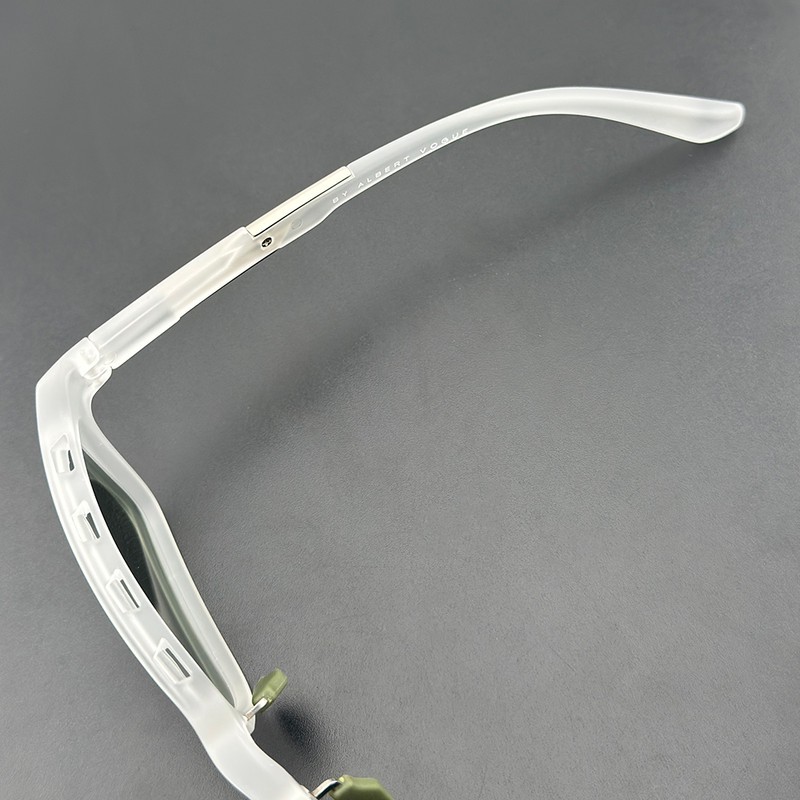 عینک آفتابی ورزشی آلبرت وگ مدل TR7515 Avantgarde Visionary