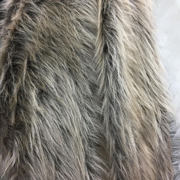 شال مبل و تخت طرح خز سایز 100x180 سانتی متر